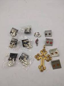 lot 389 image: Assorted Earrings and Cross Pendant