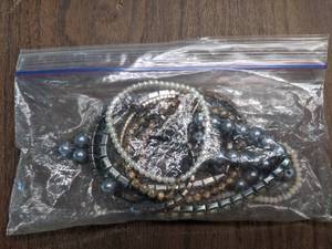 lot 412 image: Bracelet Mystery Bag