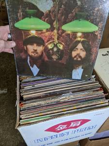 lot 19 image: Lot of Assorted Vinyl Records