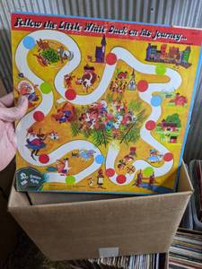 lot 20 image: Lot of Assorted Vinyl Records