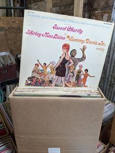 lot 45 image: Lot of Assorted Vinyl Records