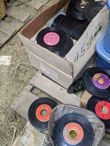lot 72 image: Lot of Assorted Vinyl Records