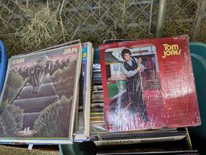 lot 79 image: Lot of Assorted Vinyl Records