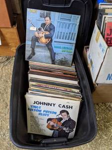 lot 90 image: Lot of Assorted Vinyl Records