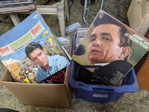 lot 93 image: Lot of Assorted Vinyl Records