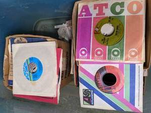 lot 301 image: Lot of Assorted Vinyl Records