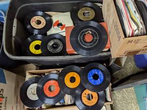 lot 303 image: Lot of Assorted Vinyl Records - Mostly 45s