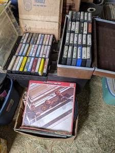 lot 306 image: Lot of Assorted Vinyl Records