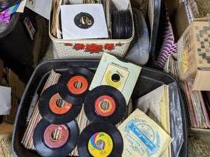 lot 308 image: Lot of Assorted Vinyl Records