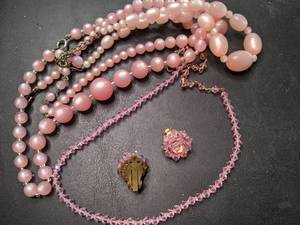 lot 164 image: Vintage Pink Jewelry Set- Pearl Necklace, Beaded Necklace and Clip On Earrings