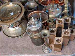 lot 177 image: Assortment of Vintage Brass and Copper Items