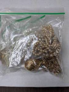 lot 217 image: Grab Bag of Vintage Jewelry