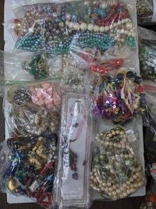 lot 226 image: Multiple Grab Bags of Vintage Jewelry