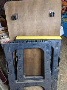 lot 269 image: Vintage Saw Horses and Rolling Automotive Creeper
