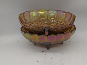 lot 96 image: Pair of Carnival Glasses Footed Bowls