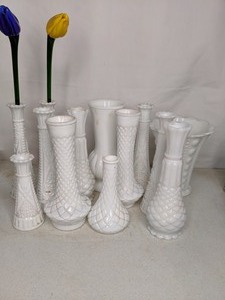 lot 42 image: Collection of Milk Glass Vases