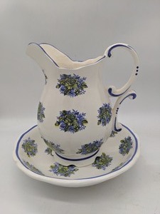 lot 49 image: Norleans Japan Floral Pitcher and Bowl