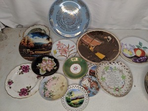 lot 72 image: Collection of Colorful Vintage Plates and Saucers