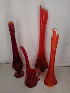 lot 76 image: Red Hot Mid Century Tall Glass Vases (x4)