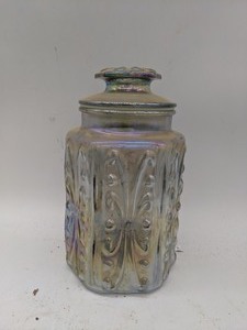 lot 97 image: Assorted Carnival Glass