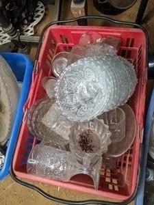 lot 107 image: Lot of Various glass serving pieces