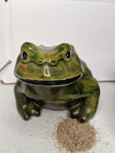 lot 2 image: Three Ceramic Frogs