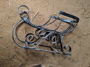 lot 141 image: Assorted Metal Home Decor