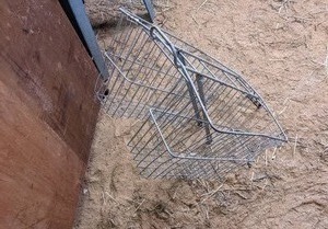 lot 18 image: Large Metal Bike Carry Basket...