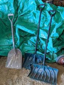 lot 79 image: (3) Shovels...