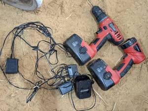lot 87 image: Tool Shop Hand Tools With Chargers...