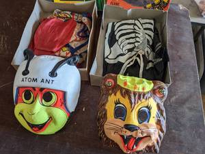 lot 151 image: (2) Vintage Kids Halloween Costume...