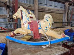 lot 164 image: Wonder Shoe Fly Vintage Kids Plast...