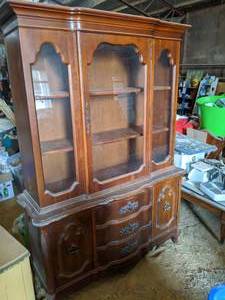 lot 260 image: Vintage Hutch (50 X 18 X 71)...