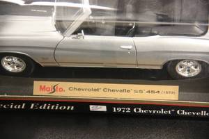 lot 16 image: Maisto Special Edition 118 Die Cast Car 1972 Chevrolet Chevelle SS454