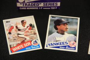lot 27 image: 1985 Topps Traded Baseball Complete Set Lot  2 Sets