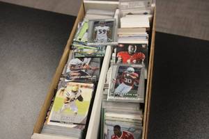 lot 61 image: Football Card Rookie Lot