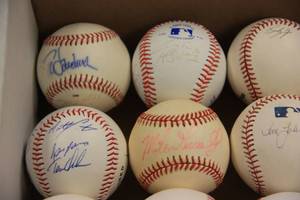 lot 72 image: Large Autograph Baseball Mystery Autograph Lot