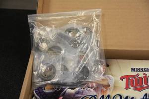 lot 76 image: 2009 Star Tribune All Metrodome Twins Team Medallion Set