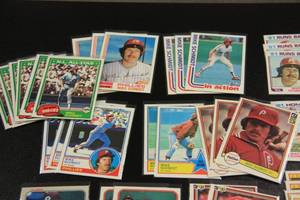 lot 106 image: Mike Schmidt Early 1980s Baseball Card Lot  44 Cards