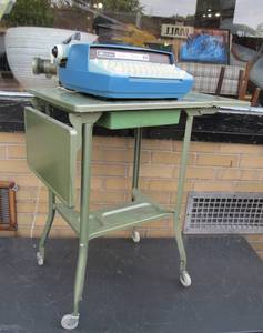 Vintage Smith-Corona Coronet 12 Blue Typewriter w Folding Metal Table