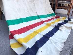 Large Vintage HUDSON BAY Six Point wool Blanket