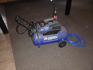 lot 6 image: Campbell Hausfeld Air Compressor