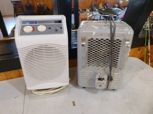 lot 49 image: 2 Portable Heaters