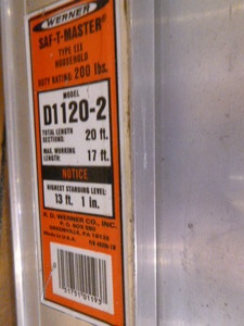 lot 52 image: Werner 20 Extension Ladder