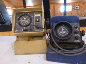 lot 71 image: 2 Fish Finders