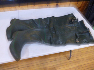 lot 91 image: Academy Broadway Thigh High Waders