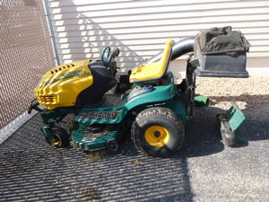 lot 1 image: Yardman Revolution Riding Lawn Mower