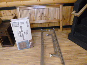 lot 98 image: Full Size Bed with Small Dresser