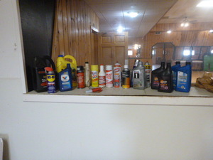 lot 149 image: Garage Liquids