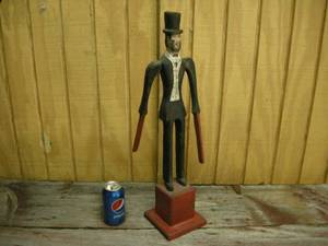 lot 15 image: Whimsical Abe Lincoln Wooden Figure